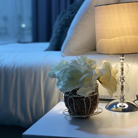 Park City Suites Hotel Manchester Eksteriør bilde