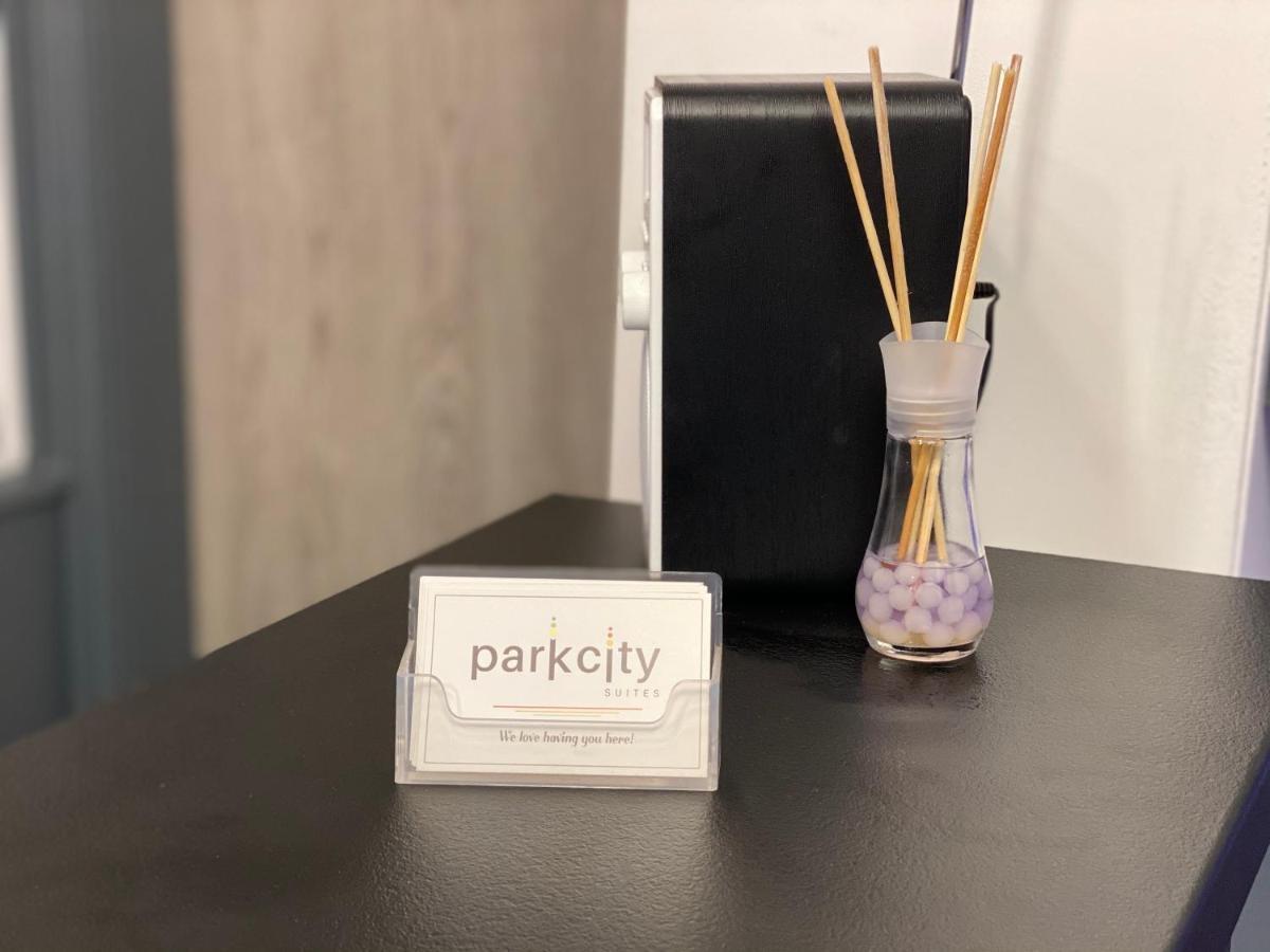 Park City Suites Hotel Manchester Eksteriør bilde