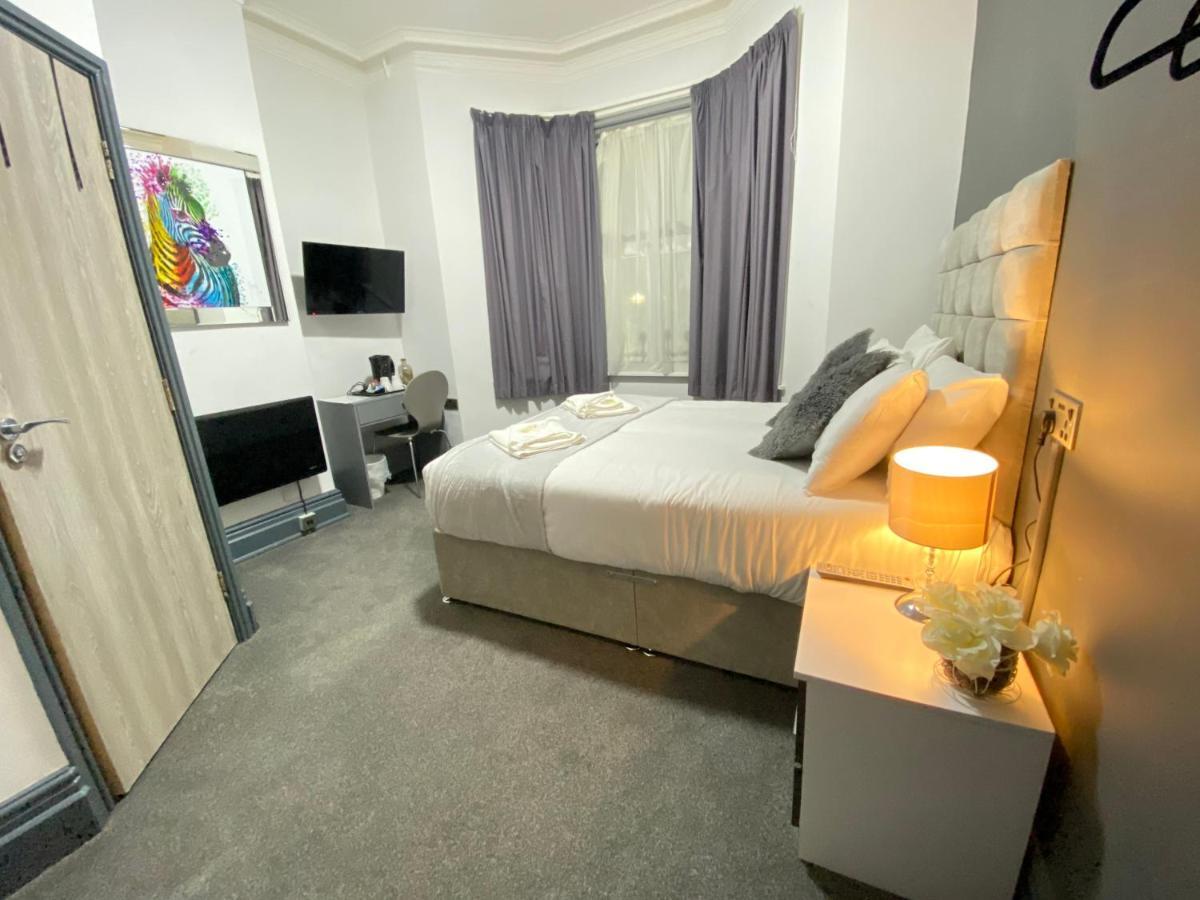 Park City Suites Hotel Manchester Eksteriør bilde